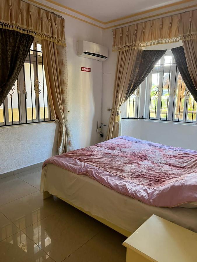 Apartment Derningham ทรู โอซ์ บิชส์ ภายนอก รูปภาพ